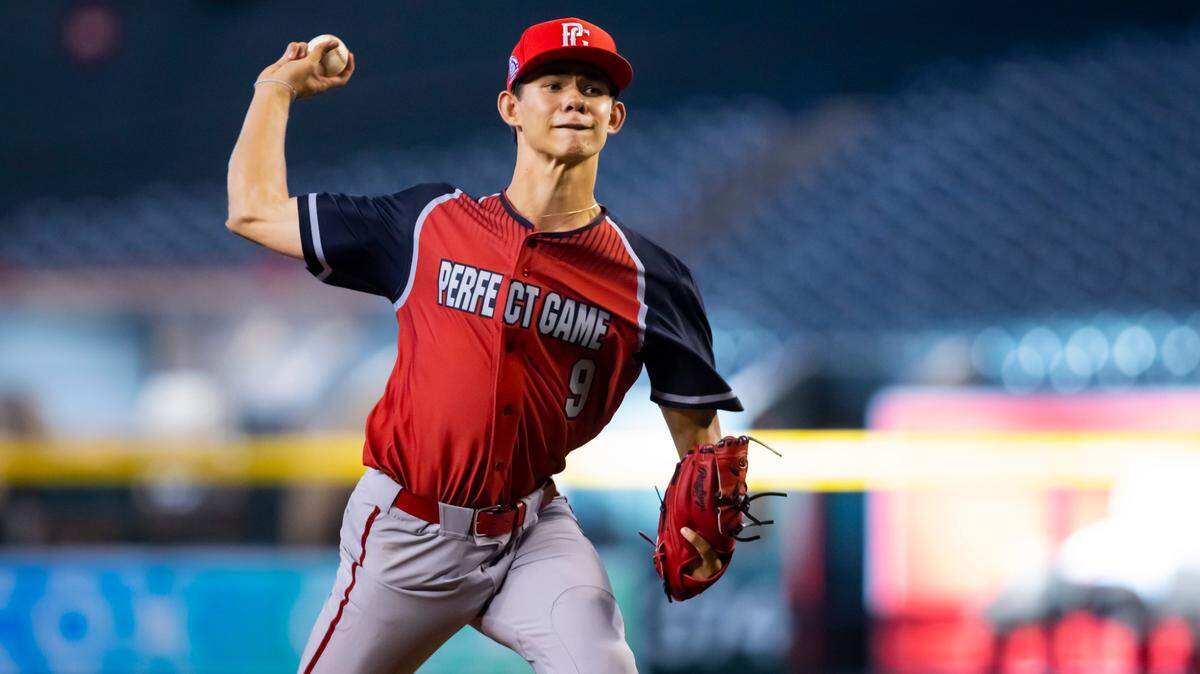 West pitcher Noble Meyer (9) during the Perfect Game All-American Classic high school baseball game at Chase Field.