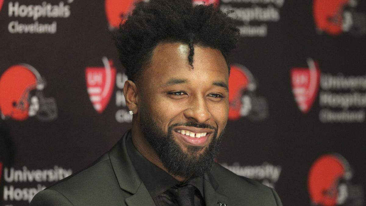 Cleveland Browns' Jarvis Landry speaks at an NFL football press conference Thursday, March 15, 2018 in Berea, Ohio.