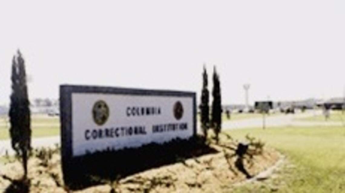 In latest clash, inmates with shanks brawl at Florida prison; several hurt