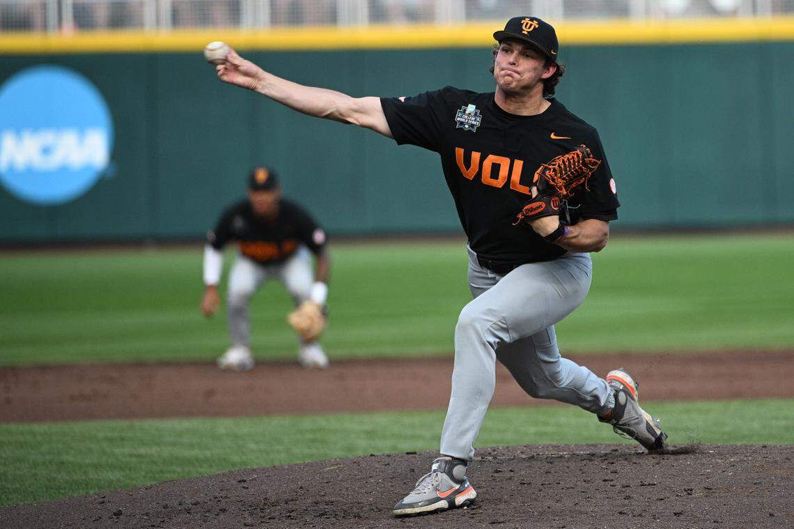 Tennessee Volunteers starting pitcher Andrew Lindsey (29) throws against the LSU Tigers in the first inning at Charles Schwab Field Omaha.