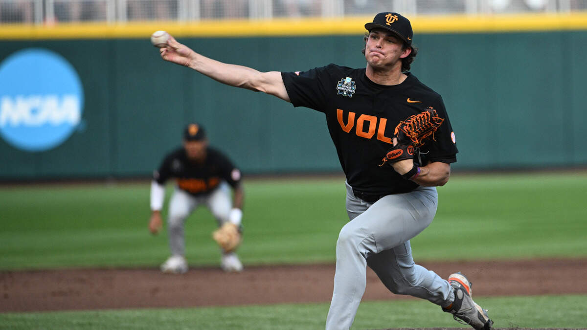 Tennessee Volunteers starting pitcher Andrew Lindsey (29) throws against the LSU Tigers in the first inning at Charles Schwab Field Omaha.