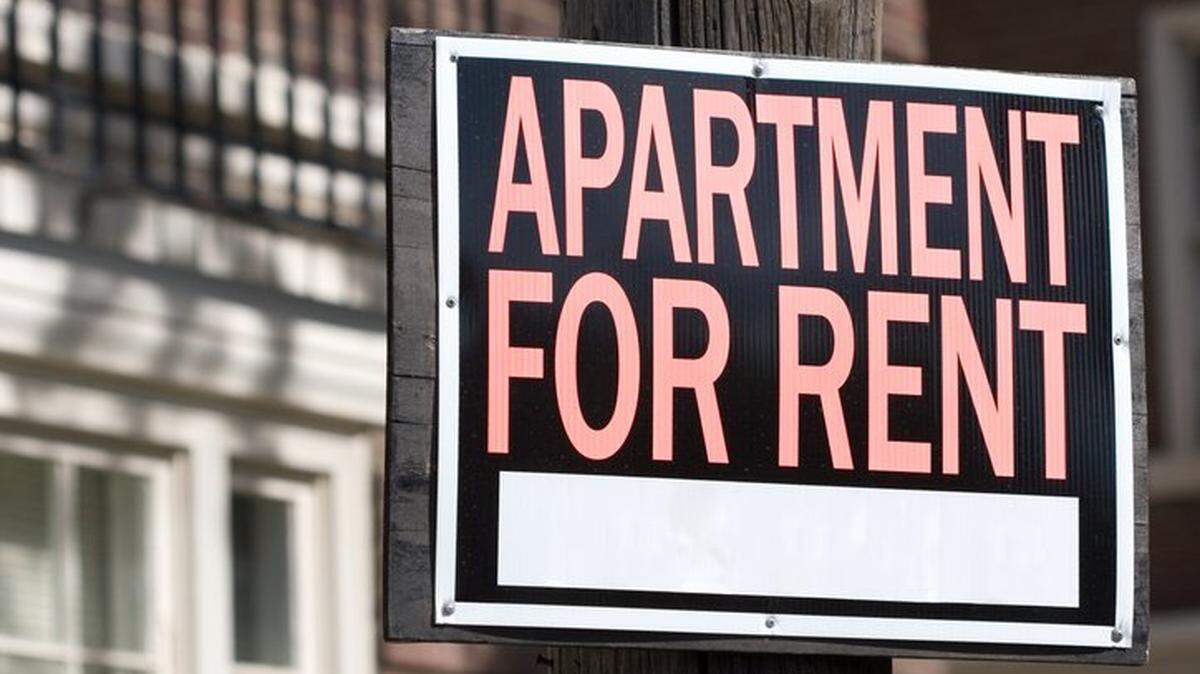 Minimum wage workers can’t afford to rent in Georgia. 