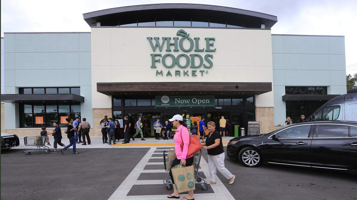 File photo from the opening of a new Whole Foods Market in a Kendall area of Miami near Pinecrest at 7930 SW 104th Street on Jan. 10, 2018.