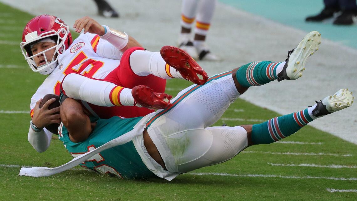 Dolphins lose the game but strike a perfect tone afterward that could carry them