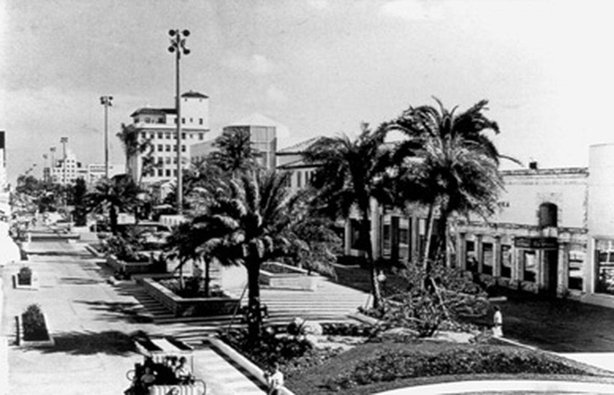 Lincoln Road to 1960.