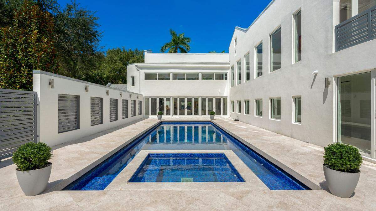 The house at 8505 SW 52nd Avenue is for sale and was seen in Miami Vice/Compass