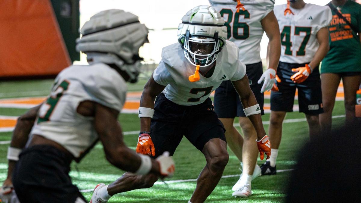 Miami Hurricanes defensive back Zechariah Poyser (7) runs through drills during spring practice at the Carol Soffer Indoor Practice Facility at the University of Miami on Wednesday, March 5, 2025, in Coral Gables, Florida.