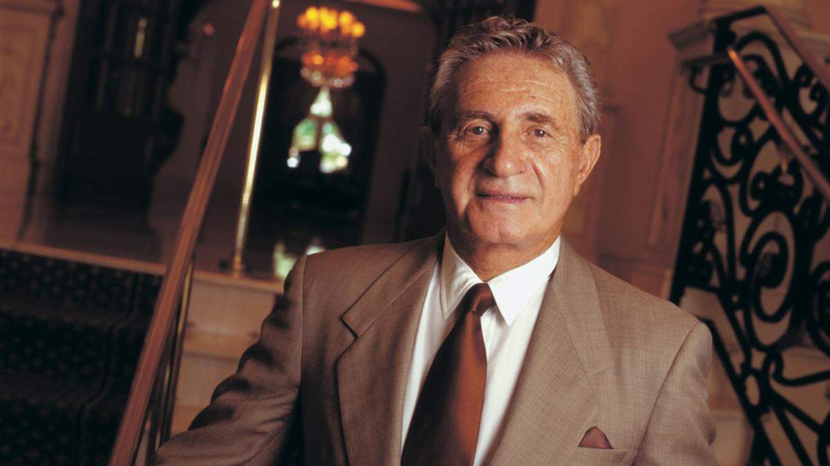 Don Soffer, the visionary behind Aventura and its namesake mall, philanthropist and family patriarch, died July 20, 2025. He was 92.