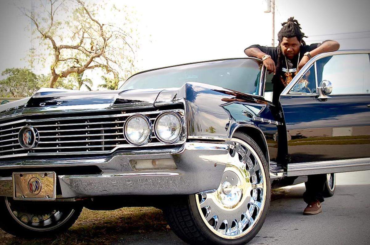 Car connoisseur and Miami rap veteran Vido No Shake, born Tavares Batten, passed away Jan. 9 at the age of 48. The Overtown native was 1/2 of rap duo Piccalo and loved cars of which he had more than a dozen.