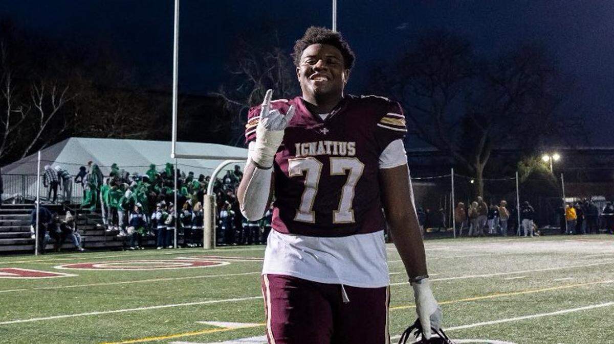 Five-star defensive tackle Justin Scott