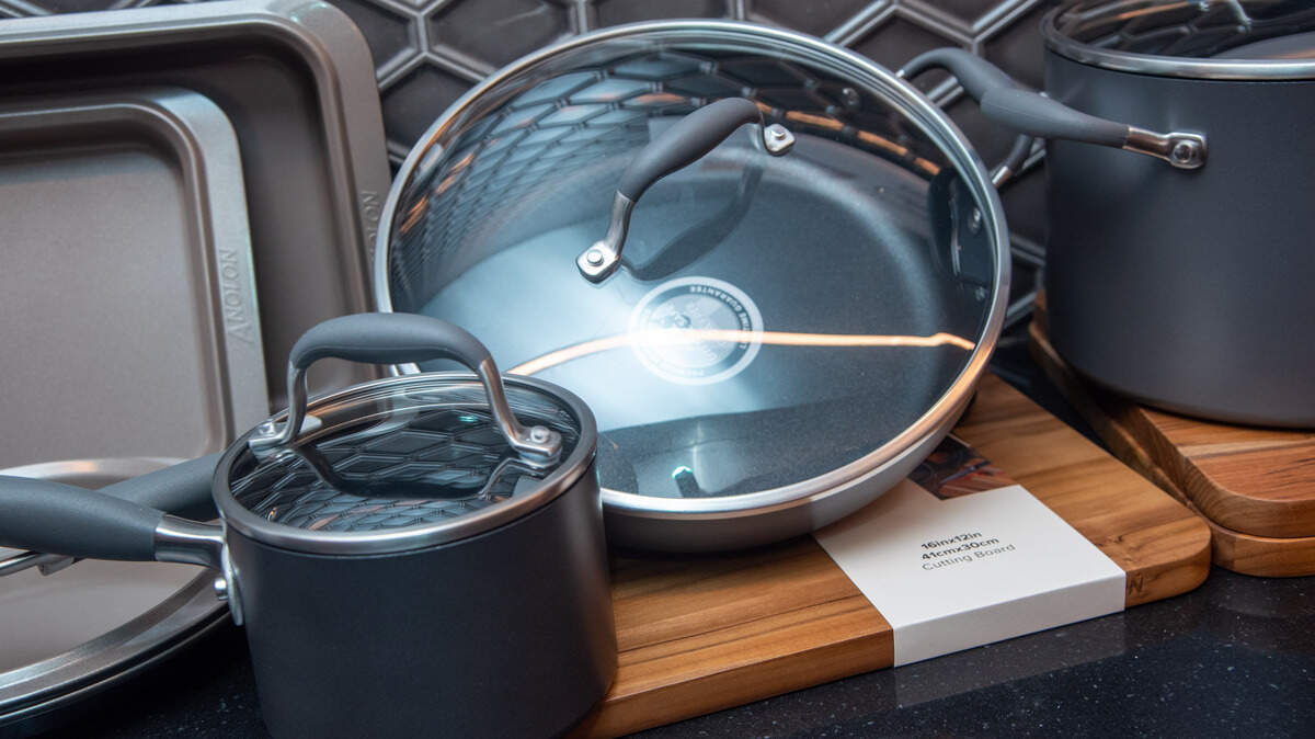 non-toxic ceramic cookware