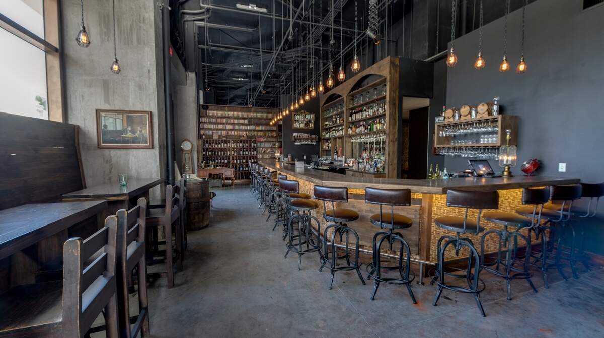 The new Bunbury at Square Station now has a full liquor bar, plus expanded menus.