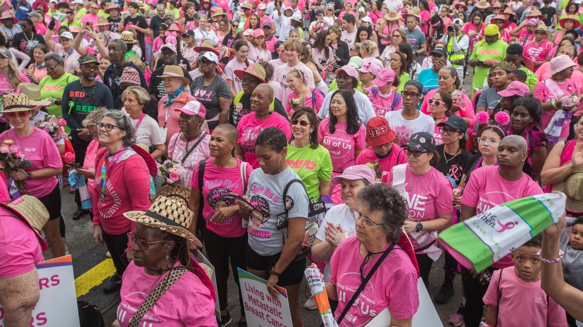 The breast cancer walk at Amelia Earhart Park in Hialeah on Saturday, Oct. 19, 2024.