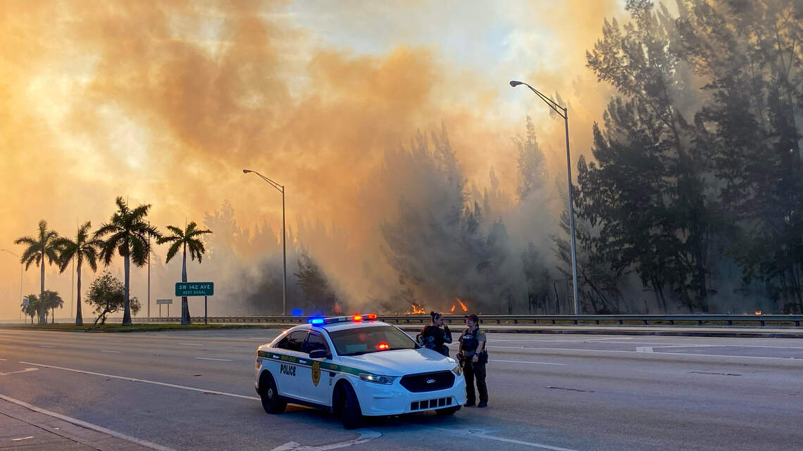 Plumes of smoke engulf parts of Miami-Dade as brush fire blazes. Firefighters on scene