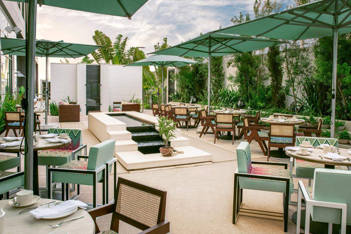 The beautiful courtyard at Ette Hotel.