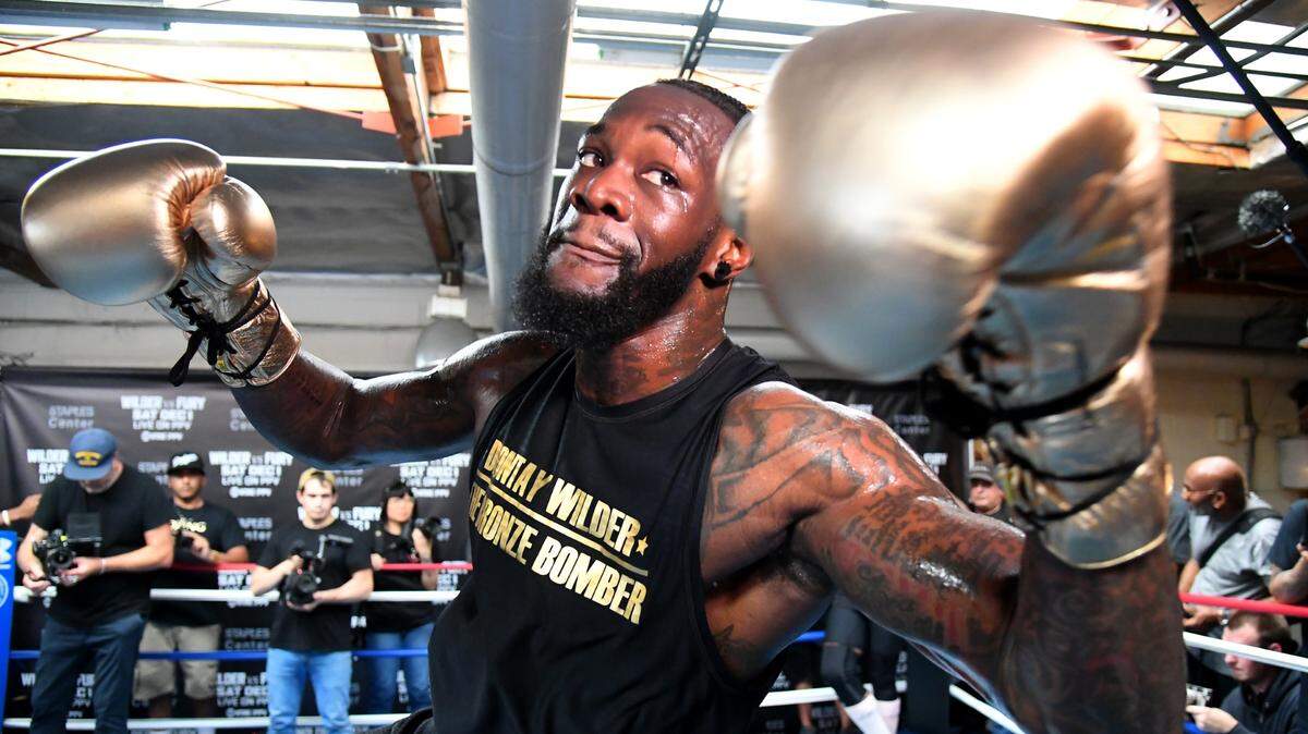 LOS ANGELES, CALIFORNIA - NOVEMBER 05: WBC Heavyweight Champion Deontay Wilder works out for the media at Churchill Boxing Club on November 05, 2018 in Santa Monica, California. (Photo by Jayne Kamin-Oncea/Getty Images)