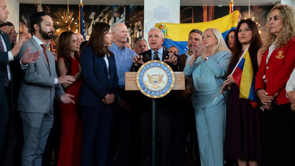 U.S. Rep. Carlos Gimenez joined by Sen. Ashley Moody and Sen. Rick Scott, speaks to reporters about U.S. actions in Venezuela during a press conference at Las Vegas Cuban Cuisine on Monday, Jan. 5, 2026, in Doral, Fla.