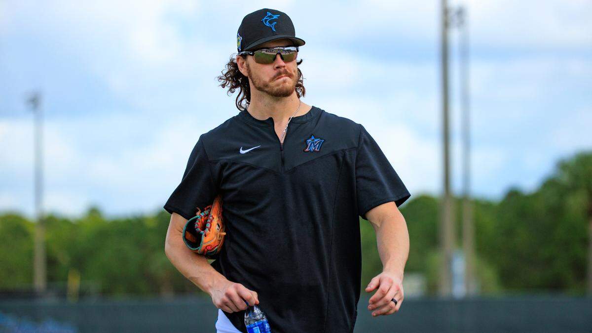 Miami Marlins third baseman Brian Anderson looks on during their spring training workout at Roger Dean Stadium on Wednesday, March 16, 2022 in Jupiter, FL.