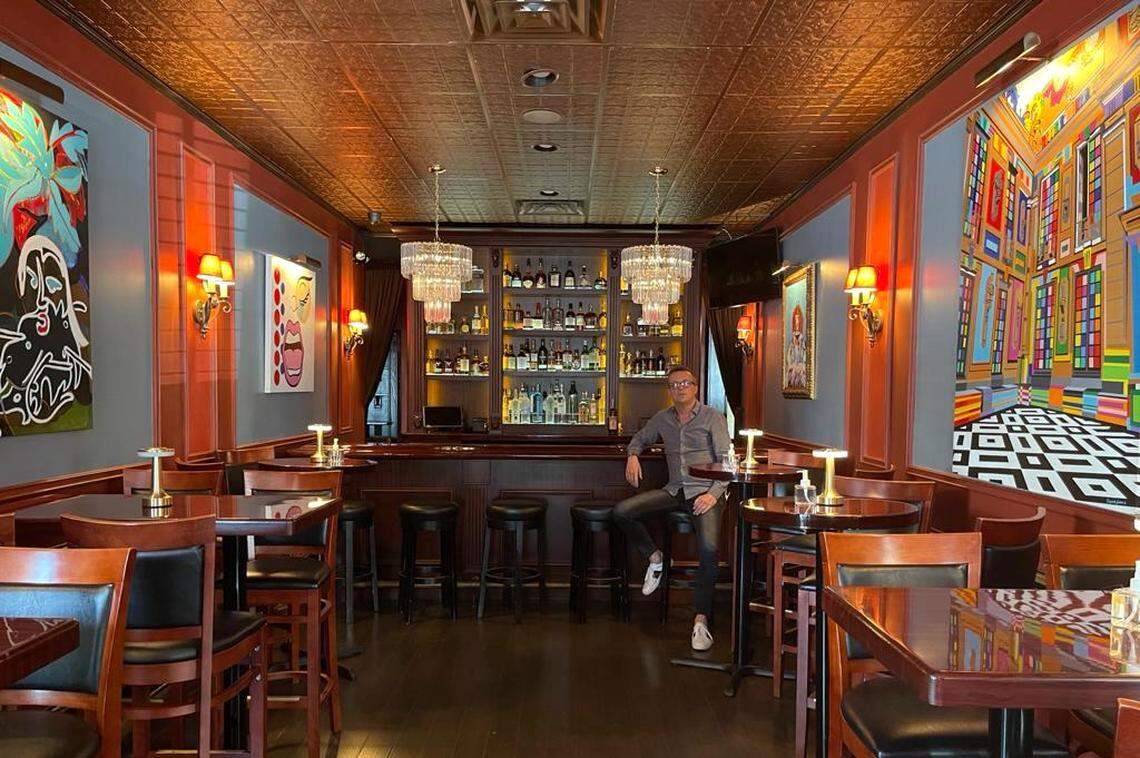 The refreshed bar at the reopened Christy’s steakhouse in Coral Gables.