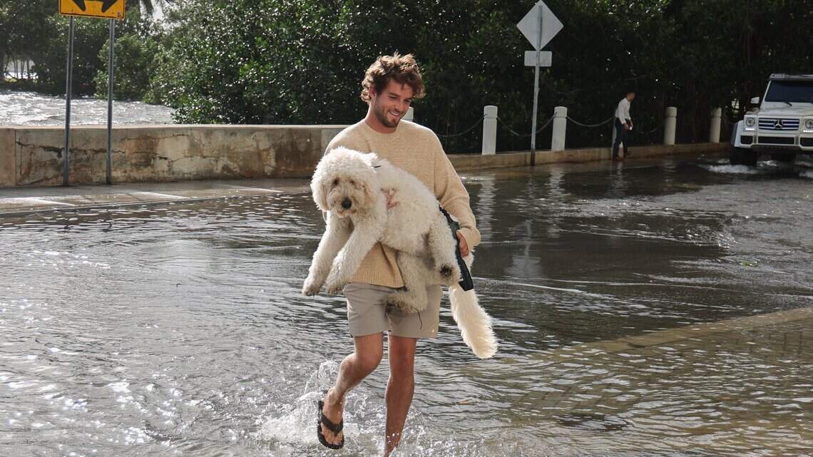 Rain, wind and king tide flooding making Miami’s streets tough to navigate