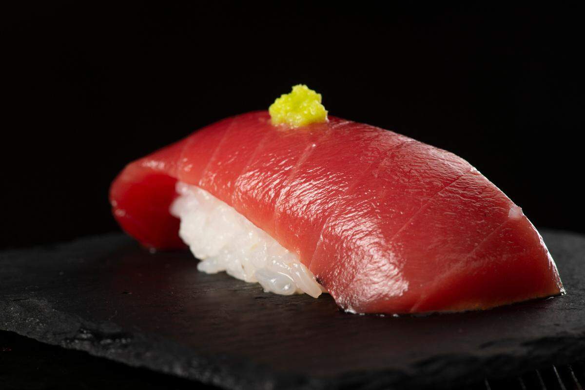 El atún de aleta azul es uno de los alimentos básicos de Sushi by Scratch.