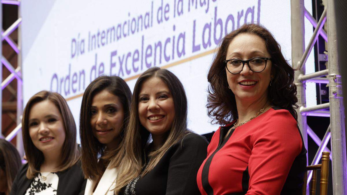 Guatemalan anti-corruption prosecutor Virginia Laparra (far right), was arrested in February 2022 after accusing a judge of leaking case information. She was convicted in December 2022 of “abuse of authority” and sentenced to four years in prison amid serious due-process concerns. In July 2024, she received a second five-year sentence for allegedly revealing confidential information. Considered a “prisoner of conscience” by Amnesty International, she fled Guatemala after her second conviction and now lives in exile.