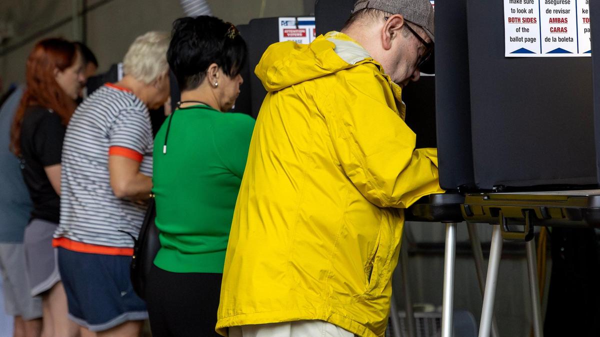 Voters cast their vote during the General Election in Miami-Dade County at the Miami Beach Fire Station #4 on Tuesday, Nov. 5, 2024, in Miami Beach, Fla.