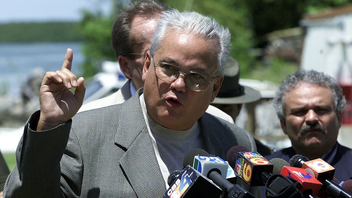 Arturo Cobo, who spent a lifetime helping newly arrived Cuban exiles in Key West, has died