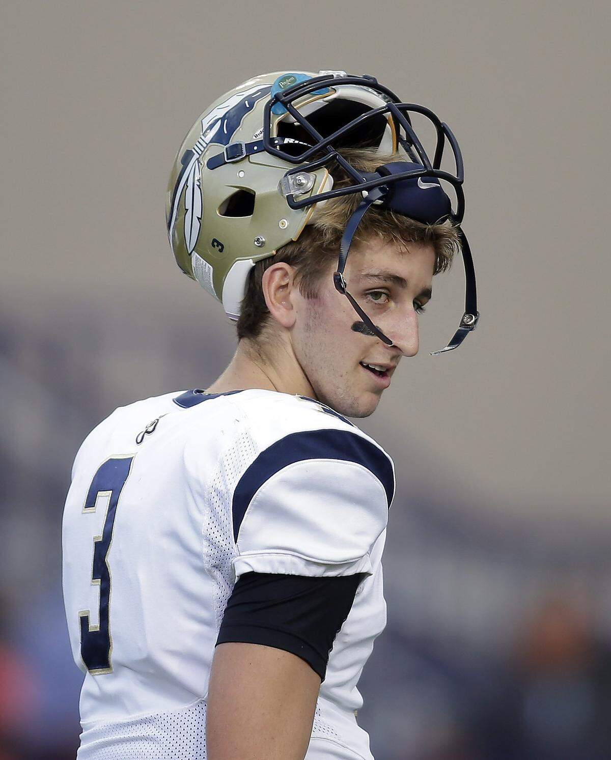 St. John Bosco quarterback Josh Rosen takes the field before a high school football game against Bishop Gorman on Friday, Sept. 26, 2014, in Las Vegas.