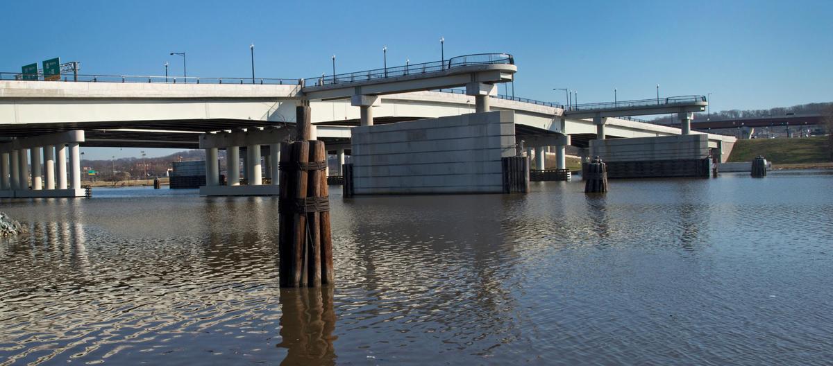 View of what may some day be a bridge park alongside the new 11th Street Bridge over the Anacostia River in Washington, DC on December 26, 2013. A proposal to expand the old pylons and create a bridge park are in the works which would connect the walkway on both sides of the river.