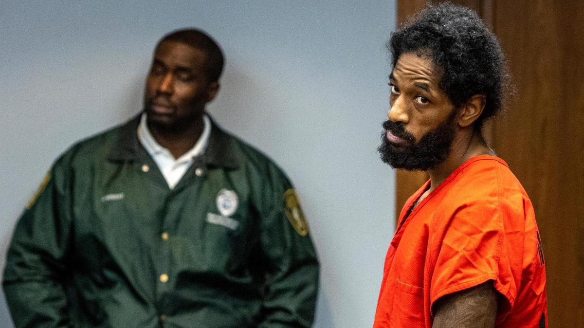 Steve Gallon IV is accused of second-degree attempted murder in the shooting of a Miami-Dade police officer.