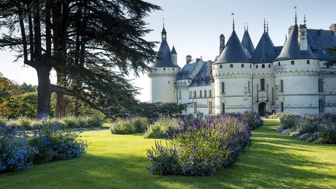 Fairytale-like châteaux, exclusive exhibitions and plenty of wine — that’s la vie in the Loire Valley