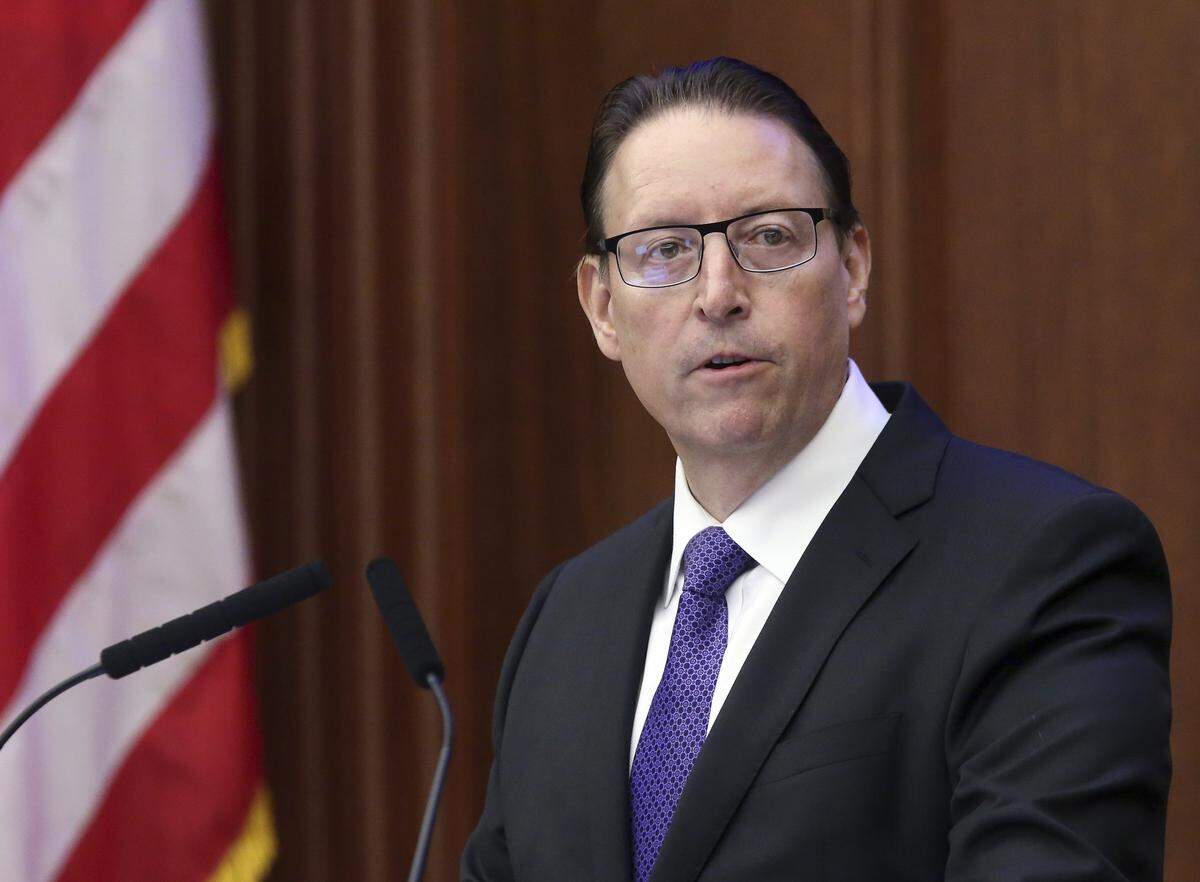 Florida Senate President Bill Galvano, R-Bradenton, addresses senators at the beginning of session on Tuesday Jan. 14, 2020, in Tallahassee.