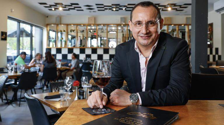‘Nickel and dimed’: Why Miami diners are seeing more credit card fees on checks
