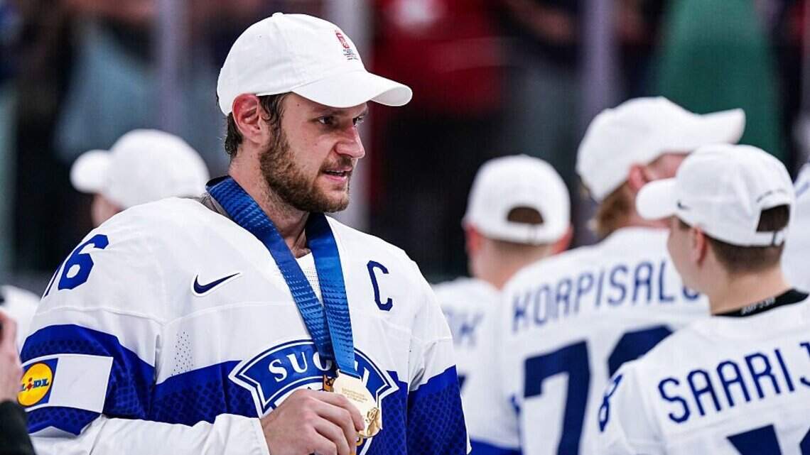 After missing season with injury, Panthers’ Barkov leads Finland to World Championship gold