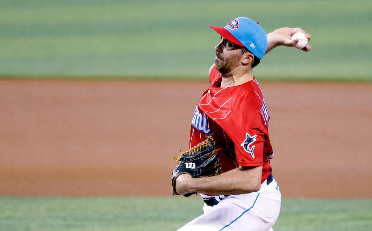 Miami Marlins starting pitcher Zach Thompson throws during the first inning of a baseball game against the Washington Nationals, Saturday, June 26, 2021, in Miami.