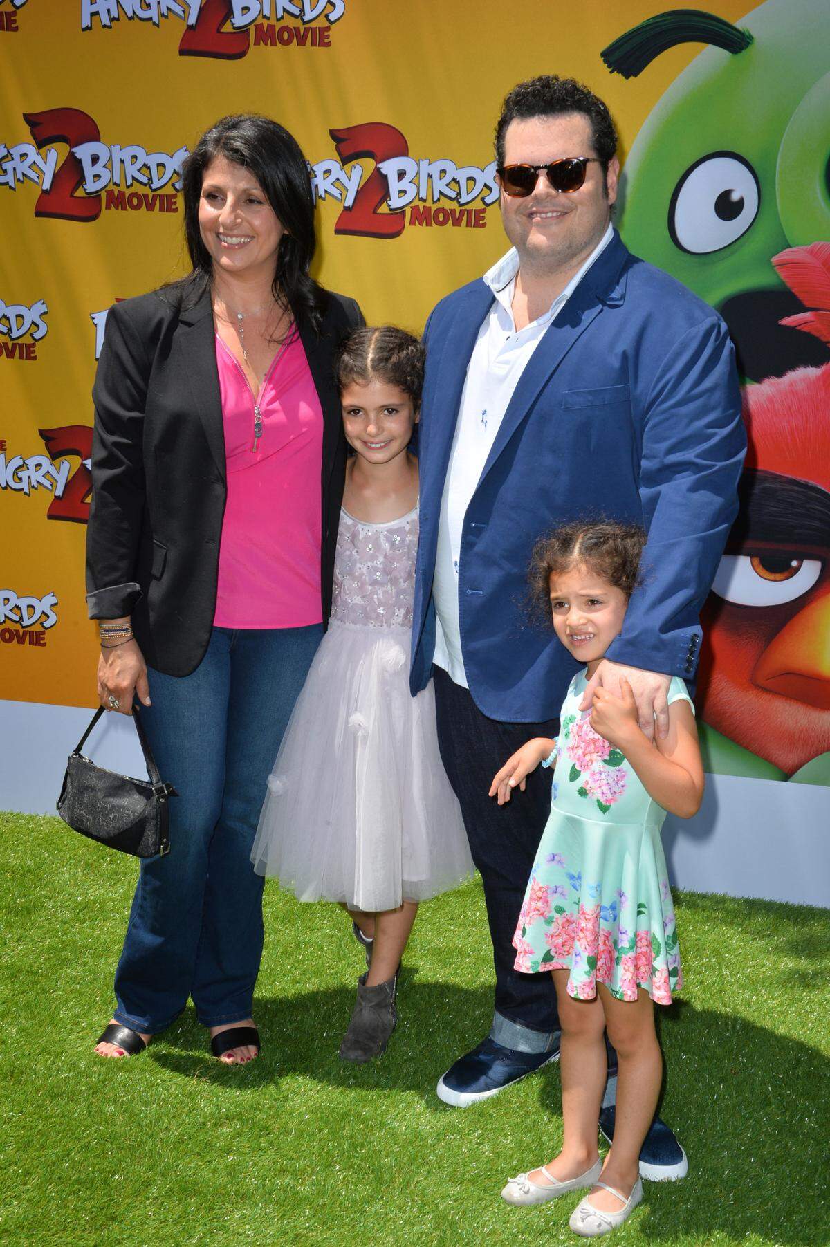 josh gad with wife ida darvish and daughters