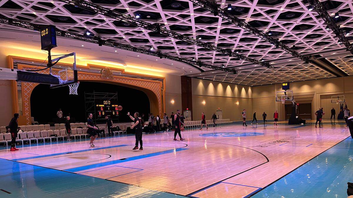 El Heat abrió su campo de entrenamiento este martes en el Centro de Convenciones, Artes y Entretenimiento en Baha Mar, en Las Bahamas.