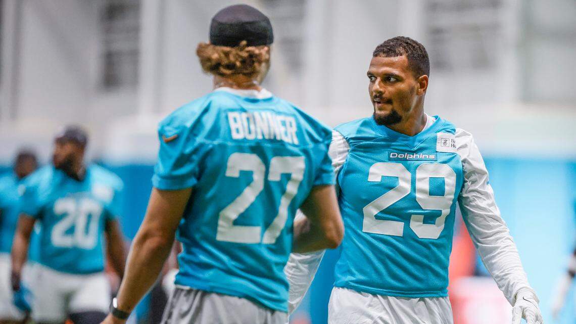 Miami Dolphins cornerback Ethan Bonner (27) and safety Minkah Fitzpatrick (29) on the practice field at Miami Dolphins Training Camp in Miami Gardens, Florida, on Wednesday, July 23, 2025.