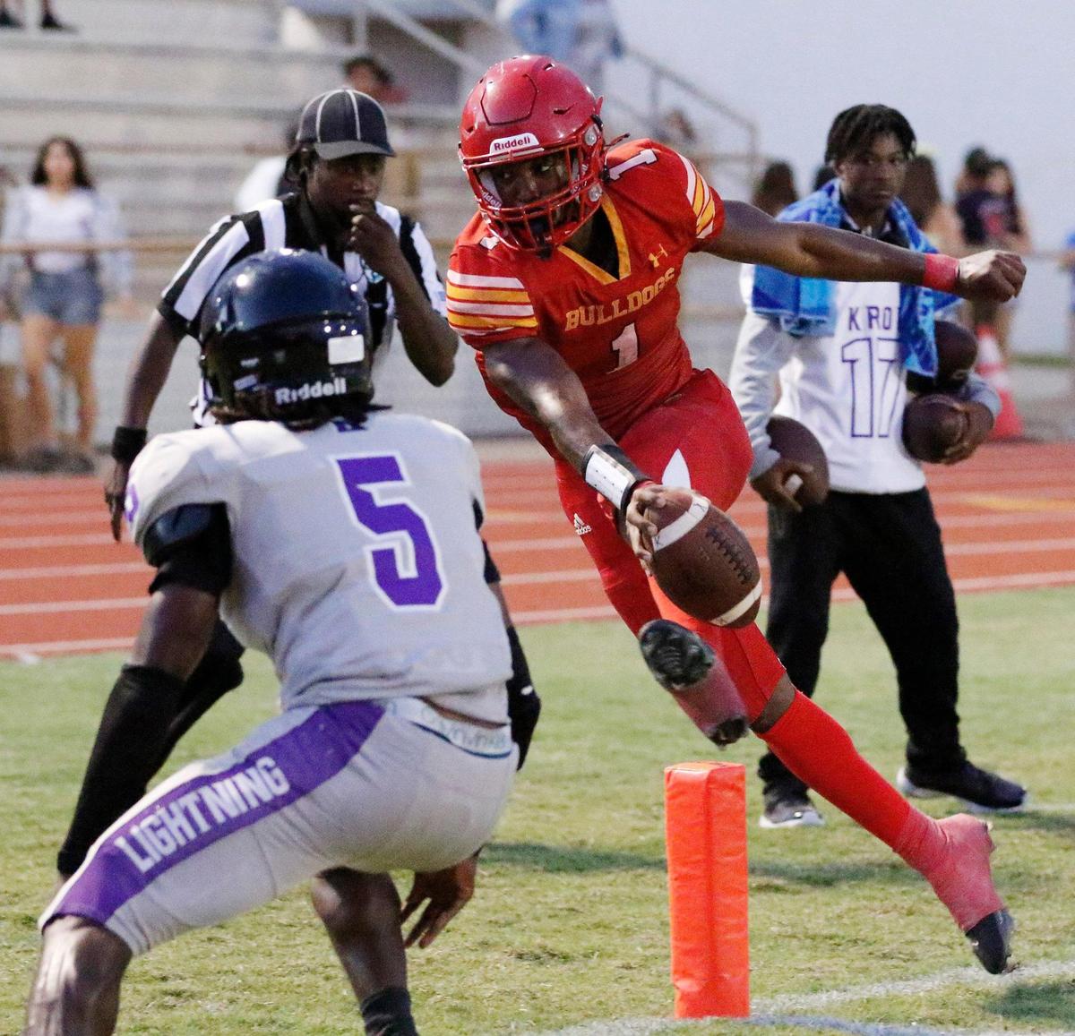 South Broward Bulldogs running back Chris Humphrey (1) attempts to score against Dr. Krop Lightning during the football game on Friday, September 22, 2023 at South Broward HS in Hollywood. Andrew Uloza / for Miami Herald