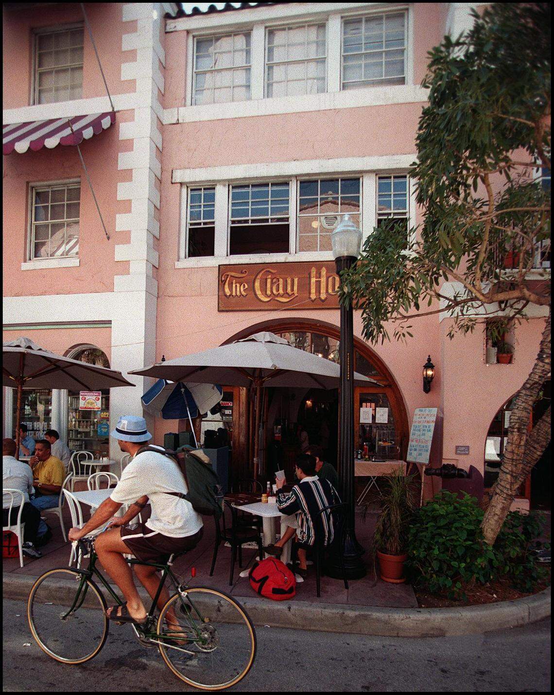 The Clay Hotel on Espanola Way and Washington Avenue in 1998.