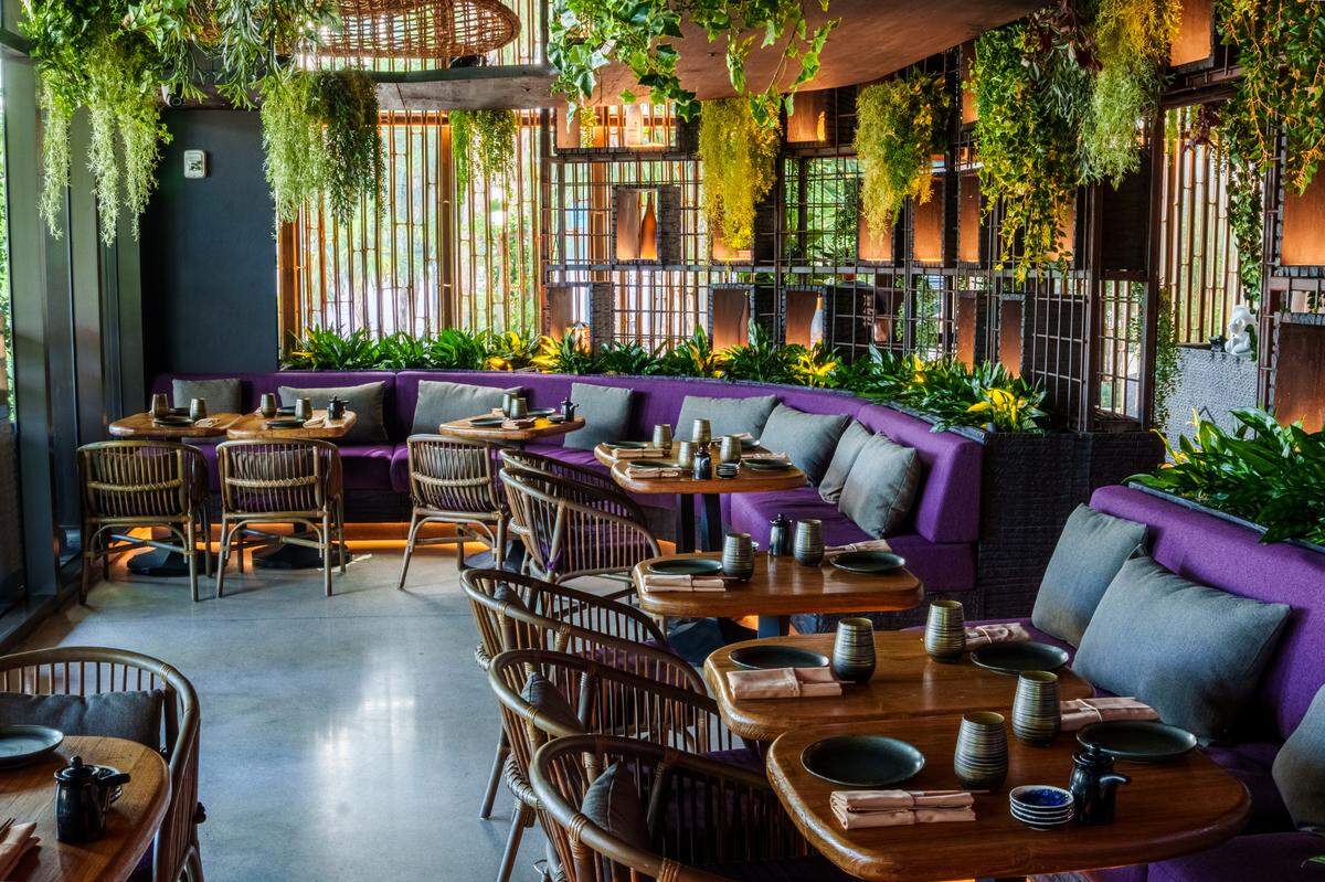 The indoor space at the new Tanuki restaurant at River Landing.