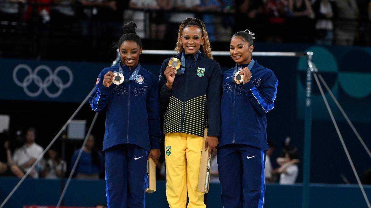 Video evidence in Jordan Chiles’ defense shows Simone Biles’ floor final inquiry was also mishandled.