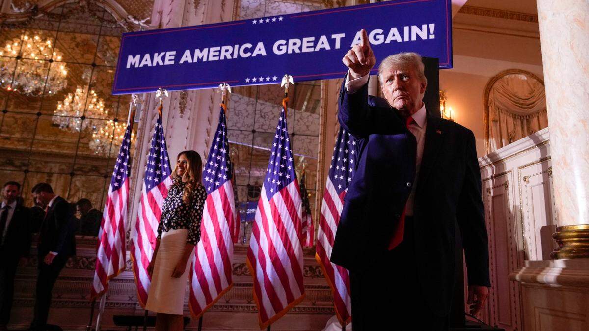 Former President Donald Trump gestures after announcing a third run for president as he speaks at Mar-a-Lago Tuesday night.