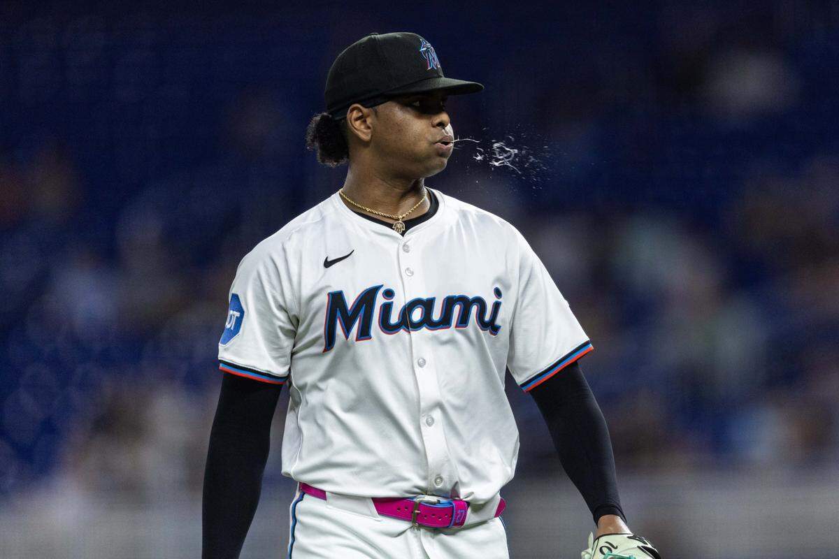Miami Marlins pitcher Edward Cabrera (27) reacts after the final out of the second inning of an MLB game against the Atlanta Braves at loanDepot park on Monday, August 25, 2025, in Miami, Fla.
