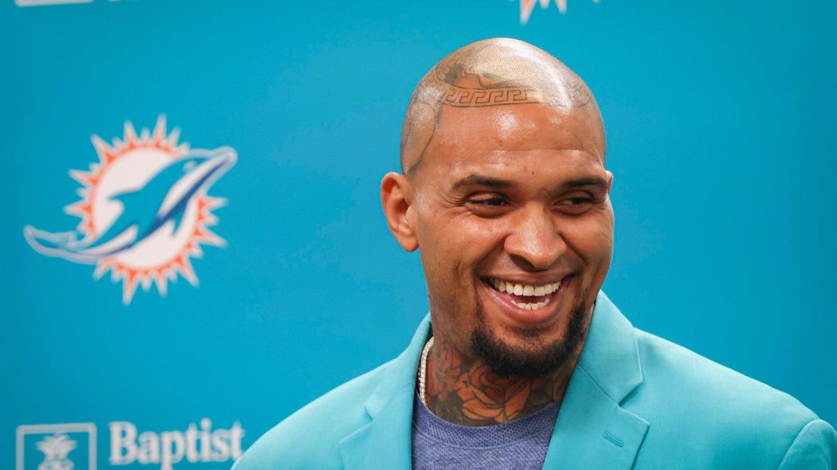 Mike Pouncey speaks during a press conference announcing his retirement from the Miami Dolphins on Thursday, March 9, 2023, in Miami Gardens.