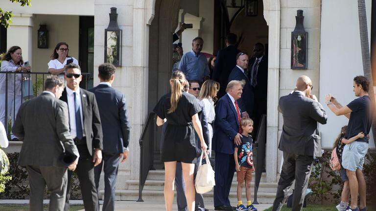 Trump easily wins Florida Republican primary. But one in five vote for someone else