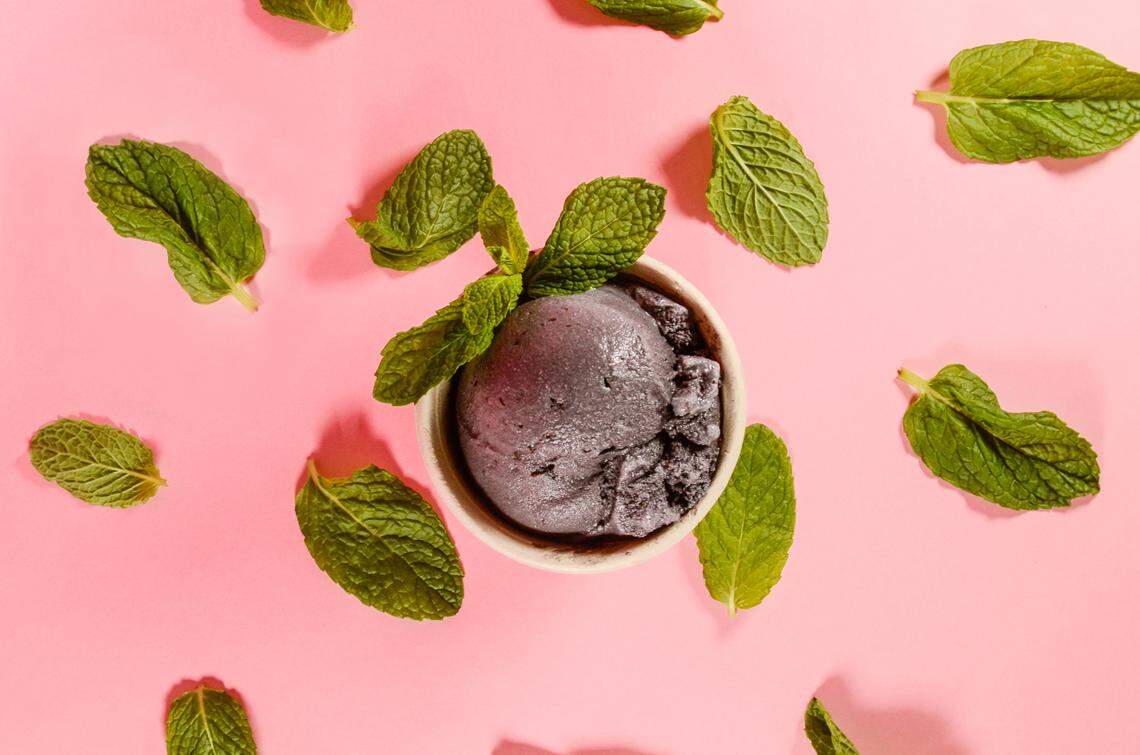 Even Dasher & Crank’s photos are artisanal.