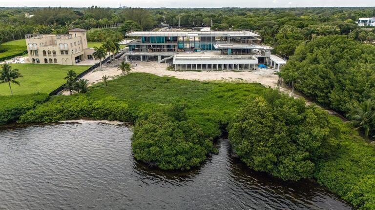 $50 million ‘flood proof bunker’ rises on Biscayne Bay. Is mansion a model for the future?