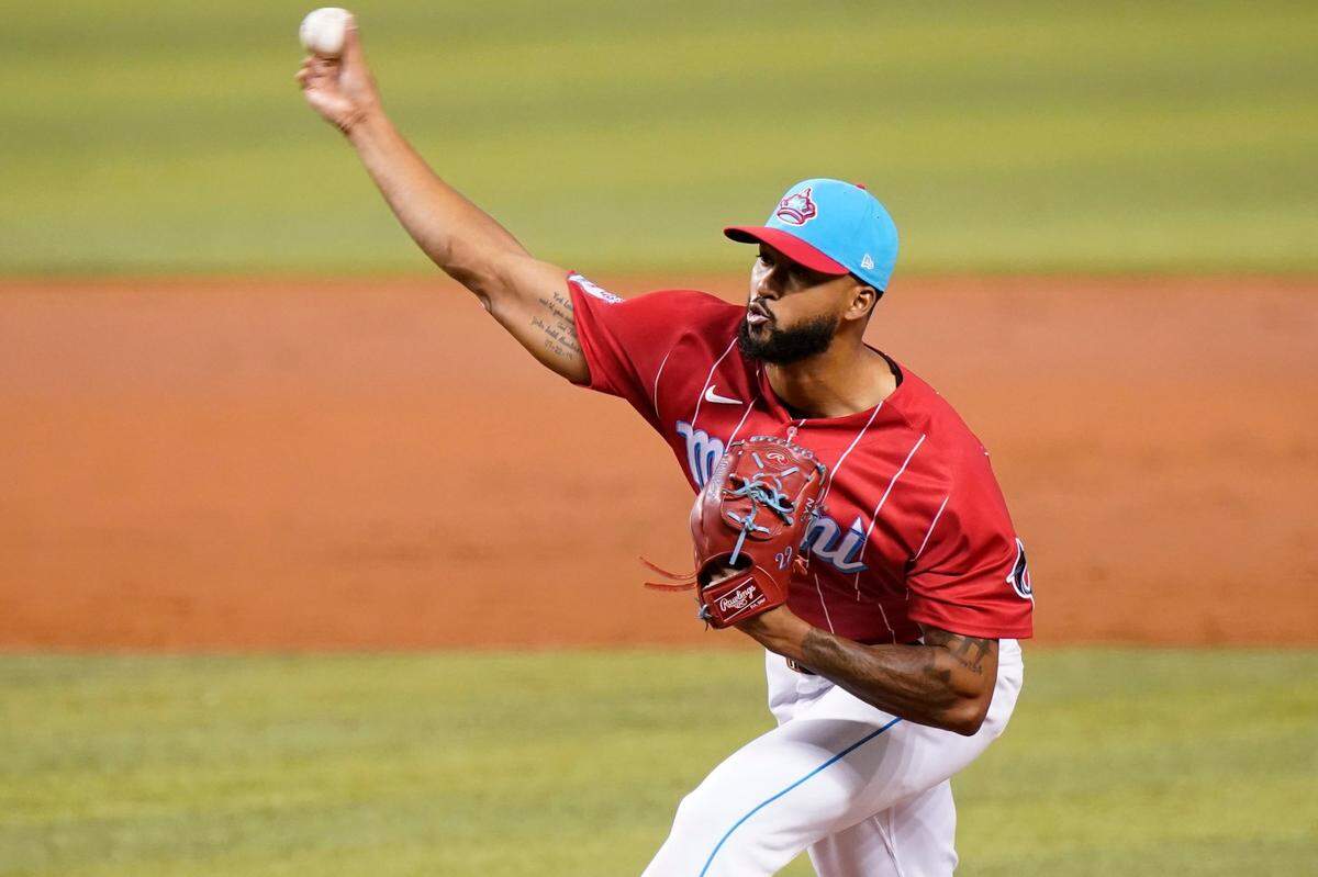 Miami Marlins starting pitcher Sandy Alcantara throws during the third inning of a baseball game against the Philadelphia Phillies, Friday, Oct. 1, 2021, in Miami. (AP Photo/Lynne Sladky)
